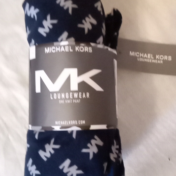 Michael Kors (BOGO)Lounge wear - Picture 4 of 4